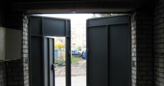 Купить гаражные ворота распашные Кстово, цена от 3821 руб.