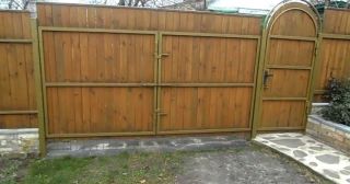 Купить распашные ворота деревянные Кстово, цена от 2700 руб.